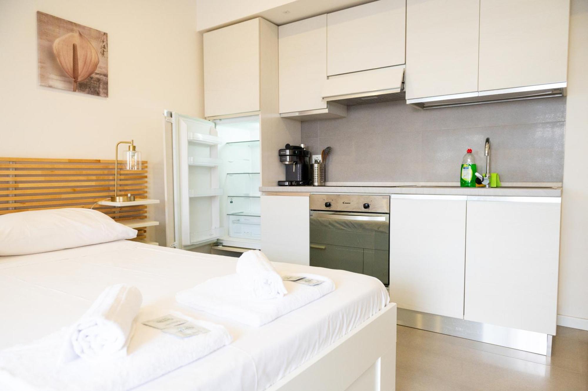 Monolocale Con Terrazza E Cucina Apartment