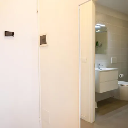 Ferienwohnung Monolocale Con Terrazza E Cucina Lignano Sabbiadoro Exterior foto